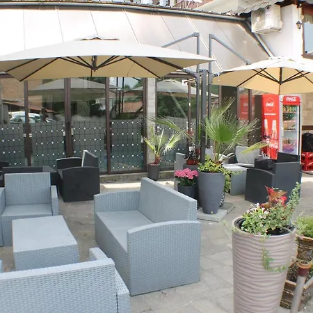 فندق Семеен Хотел Перун 2*